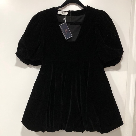 YFFS Dresses & Skirts - NWT - YFFS Cyanrose Velvet Peplum Mini Dress